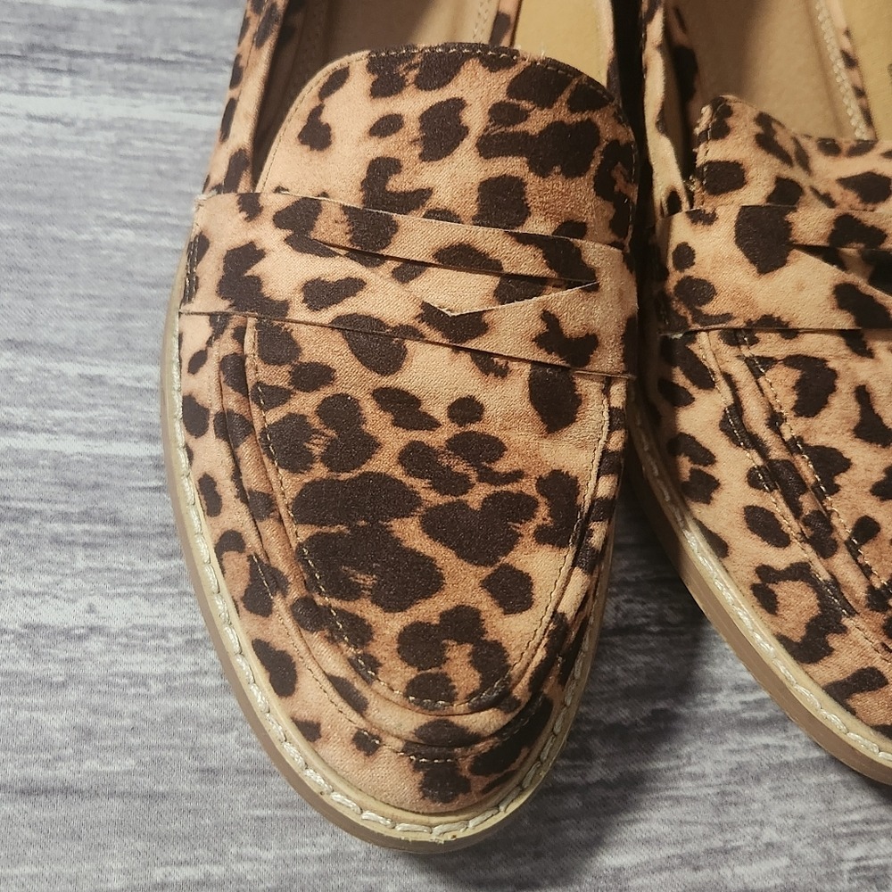 ASOS Leopard Print Flats - Picture 2 of 16